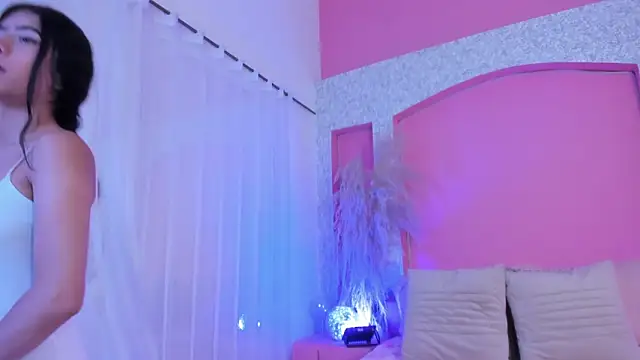 Peytonn Monroe online show from 04-07-26, 07:36