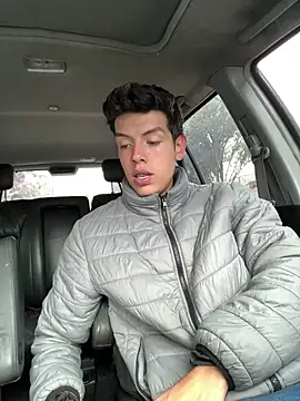 mattebret11 online show from 10-21-25, 05:24