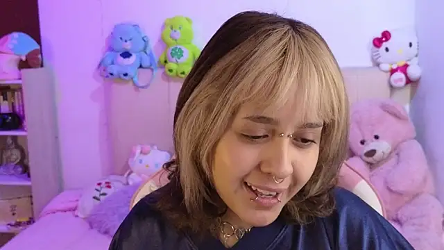 NekoWaifu online show from 04-06-26, 02:29