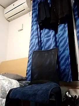 aa135777 online show from 11-06-25, 12:50