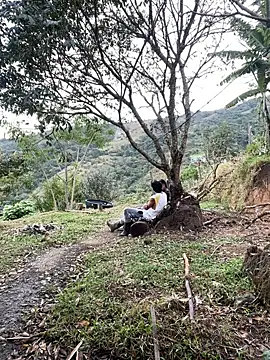 Snapshot of sky-wolves chatting on 09-17-25, 10:11 sky-wolves online show from 09-17-25, 10:11