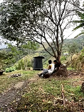 Snapshot of sky-wolves chatting on 09-18-25, 04:09 sky-wolves online show from 09-18-25, 04:09