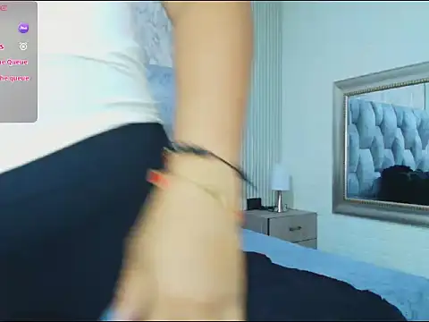 sofiagutierrez   online show from 09-23-25, 02:47