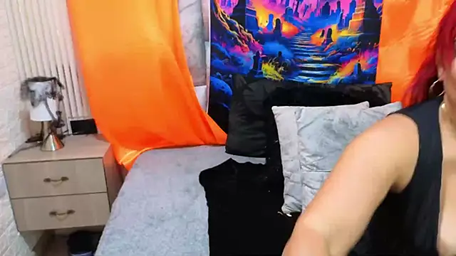 sofiagutierrez   online show from 10-10-25, 02:43