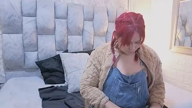 sofiagutierrez   online show from 11-08-25, 10:08