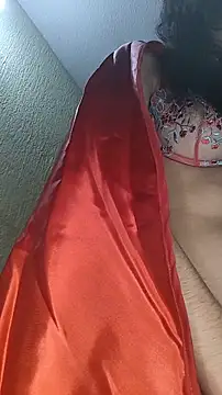 Emily-hottson online show from 11-02-25, 04:59