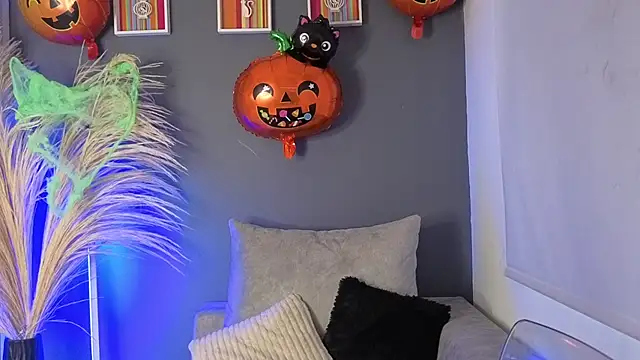 miacardonasecret online show from 10-17-25, 09:17