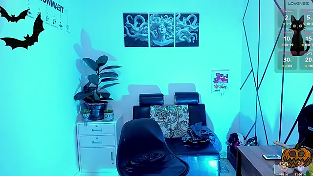 Snapshot of Angel-dragun chatting on 10-25-25, 09:42 Angel-dragun online show from 10-25-25, 09:42