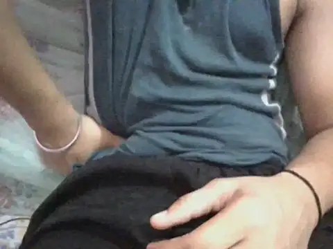 Snapshot of hornyboy4321q chatting on 09-20-25, 05:41 hornyboy4321q online show from 09-20-25, 05:41