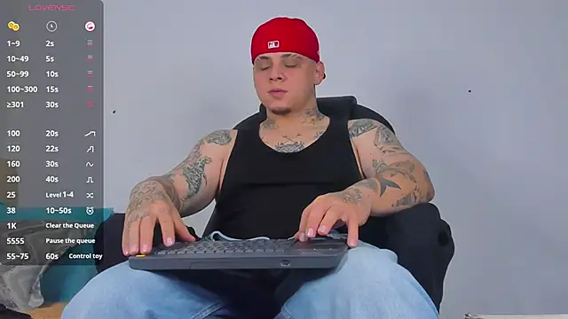 Snapshot of denis_munera chatting on 09-28-25, 12:54 denis munera online show from 09-28-25, 12:54