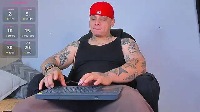 Snapshot of denis_munera chatting on 10-01-25, 11:05 denis munera online show from 10-01-25, 11:05