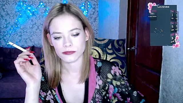 Snapshot of Kate__Loves chatting on 01-13-26, 07:41 Kate Loves online show from 01-13-26, 07:41