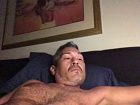 Snapshot of countryboi2002 chatting on 03-12-26, 05:57 countryboi2002 online show from 03-12-26, 05:57