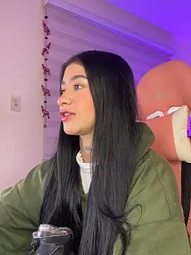 Snapshot of camila1_torres_ chatting on 11-27-25, 02:57 camila1 torres online show from 11-27-25, 02:57