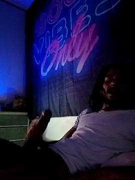 Mikaaa97 online show from 02-11-26, 03:22