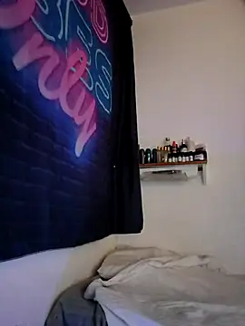 Mikaaa97 online show from 03-06-26, 11:56