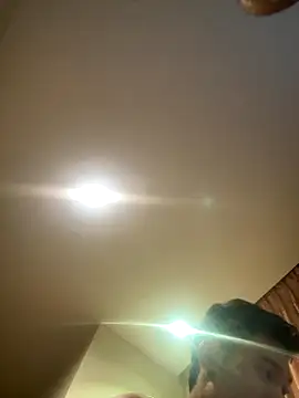 Snapshot of RoyDino chatting on 10-09-25, 10:30 RoyDino online show from 10-09-25, 10:30