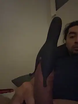 Snapshot of fifthbase007 chatting on 10-27-25, 01:26 fifthbase007 online show from 10-27-25, 01:26