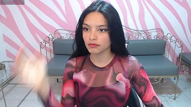 maddie  cute online show from 10-15-25, 07:58