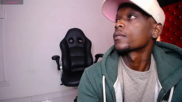 SkylerBigxxx online show from 09-25-25, 03:54