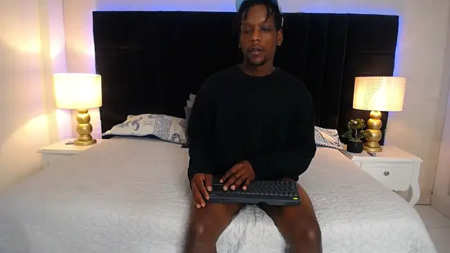 SkylerBigxxx online show from 06-04-26, 04:29
