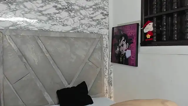 Logan Jhonson online show from 10-14-25, 03:18