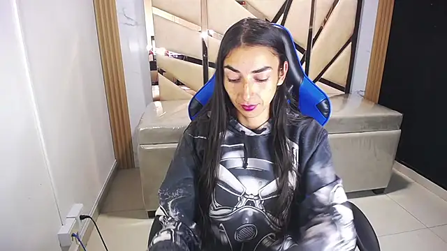 Maily a  online show from 01-07-26, 02:47