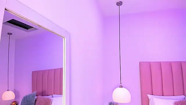 Snapshot of Amy_Ferreira chatting on 10-06-25, 03:26 Amy Ferreira online show from 10-06-25, 03:26