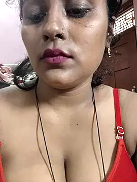 Snapshot of Jasmine_Januja chatting on 05-12-26, 03:47 Jasmine Januja online show from 05-12-26, 03:47