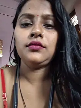 Snapshot of Jasmine_Januja chatting on 05-25-26, 01:44 Jasmine Januja online show from 05-25-26, 01:44