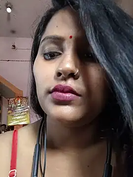 Snapshot of Jasmine_Januja chatting on 05-28-26, 02:42 Jasmine Januja online show from 05-28-26, 02:42