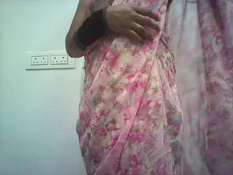 Snapshot of telugu_honey1 chatting on 07-19-26, 05:05 telugu honey1 online show from 07-19-26, 05:05