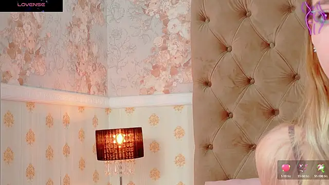 CoraVex online show from 11-05-25, 05:07