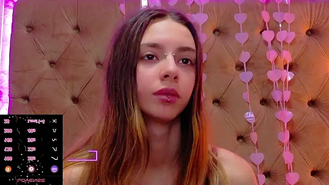 Snapshot of CoraVex chatting on 02-22-26, 06:02 CoraVex online show from 02-22-26, 06:02