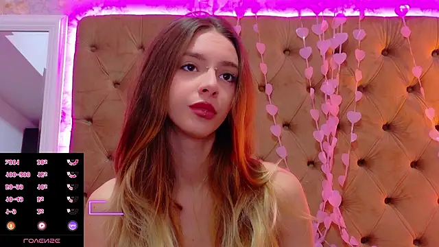 Snapshot of CoraVex chatting on 03-09-26, 05:11 CoraVex online show from 03-09-26, 05:11