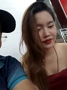 Snapshot of MaiHoang2k chatting on 09-26-25, 11:36 MaiHoang2k online show from 09-26-25, 11:36