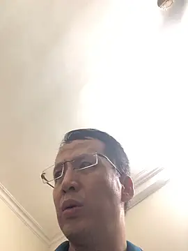 Snapshot of MaiHoang2k chatting on 10-04-25, 12:03 MaiHoang2k online show from 10-04-25, 12:03