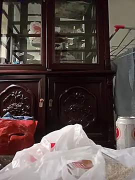 Snapshot of MaiHoang2k chatting on 10-24-25, 03:36 MaiHoang2k online show from 10-24-25, 03:36