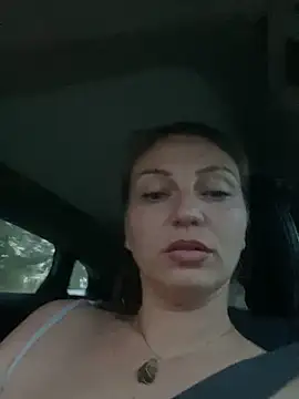 Snapshot of Cristalmegan chatting on 10-15-25, 05:57 Cristalmegan online show from 10-15-25, 05:57