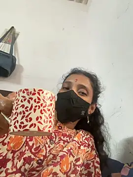 sweetreddy-02 online show from 10-11-25, 05:28