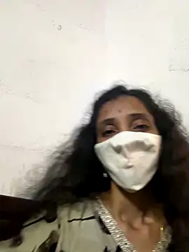 sweetreddy-02 online show from 10-25-25, 05:59