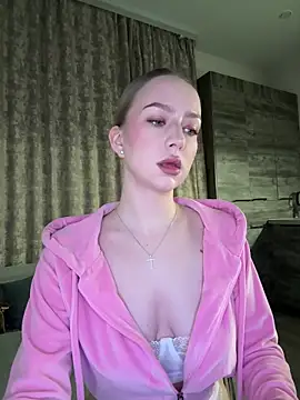 MissOyee online show from 02-25-26, 07:34