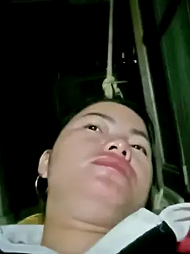 emly-xinh18 online show from 11-13-25, 09:47