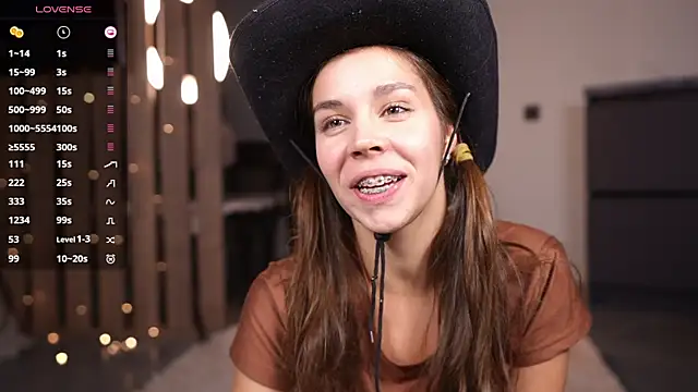 Snapshot of Monika__youthful chatting on 11-14-25, 07:34 Monika youthful online show from 11-14-25, 07:34