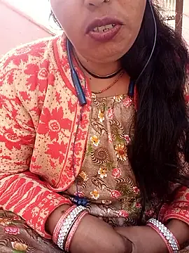 Snapshot of Hott_locky chatting on 11-16-25, 03:34 Hott locky online show from 11-16-25, 03:34