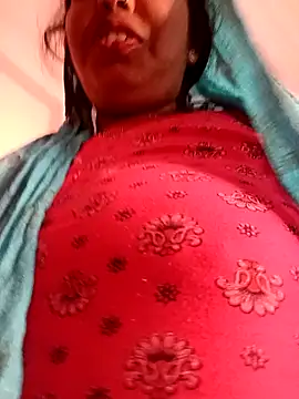 Snapshot of Hott_locky chatting on 11-21-25, 08:35 Hott locky online show from 11-21-25, 08:35