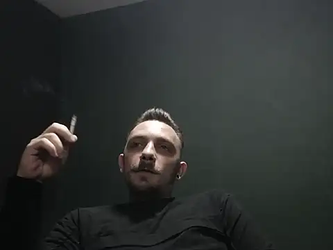 Snapshot of guesswhatbitch chatting on 10-10-25, 06:29 guesswhatbitch online show from 10-10-25, 06:29