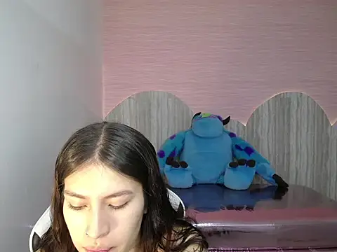 Snapshot of im_anny_t chatting on 11-26-25, 12:39 im anny t online show from 11-26-25, 12:39