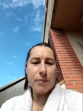 Snapshot of bichota85 chatting on 11-16-25, 12:44 bichota85 online show from 11-16-25, 12:44