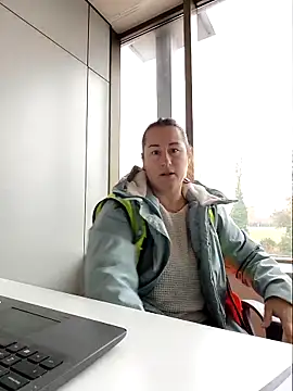 Snapshot of bichota85 chatting on 12-02-25, 10:20 bichota85 online show from 12-02-25, 10:20